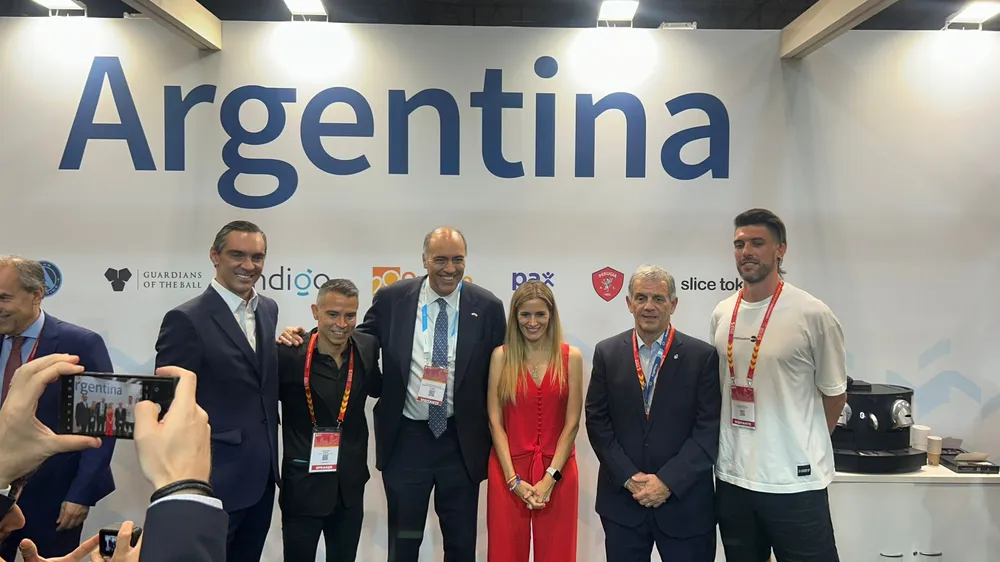Con Argentina como país invit...