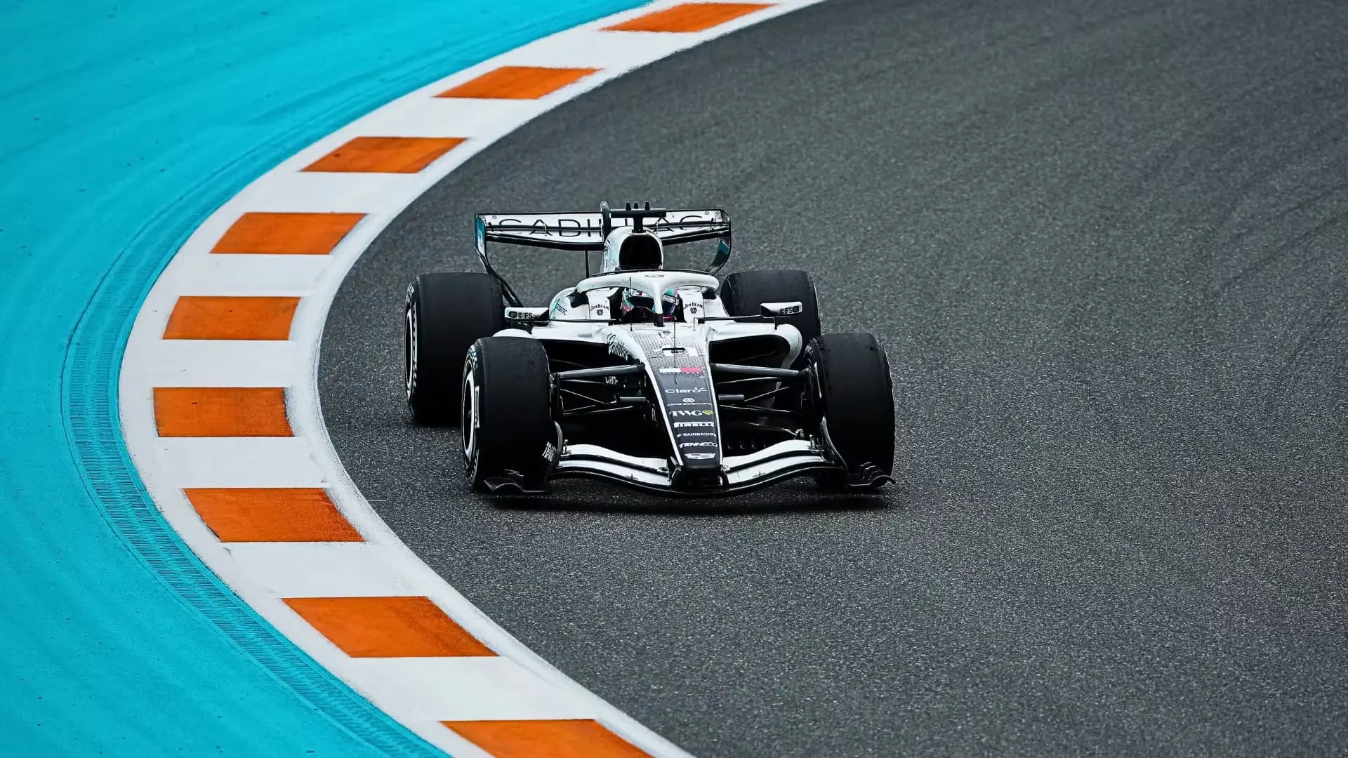 F1 Eclipses PGAs Cadillac Debut in Miami Sports Weekend